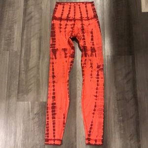 Lululemon leggings 28’
